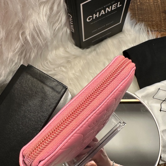 💕FULL INCLUSION CHANEL Pink Cameilla Wallet/Organizer💕 - Picture 6 of 15
